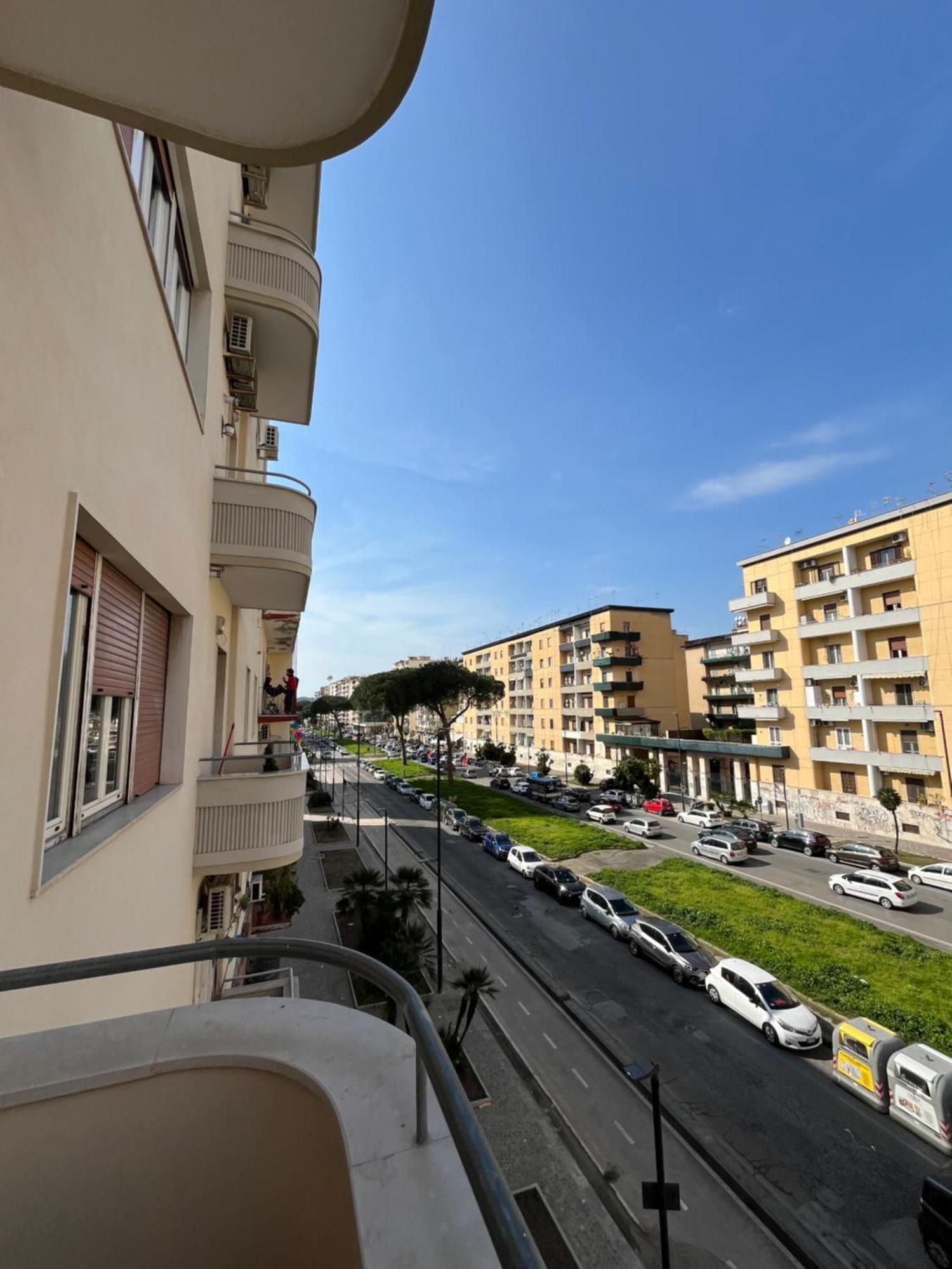 Maison Grimaldi Napels Buitenkant foto